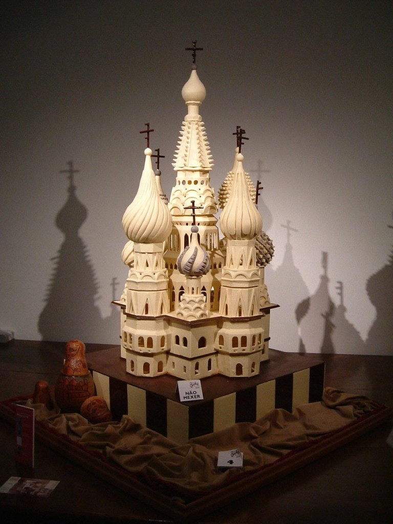 kremlin chocolate sculpture obidos festival