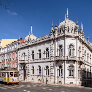 embaixada lisbon shopping