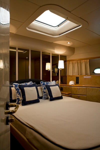 vila vita parc yacht