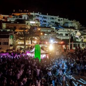 Carvoeiro Black White 2016