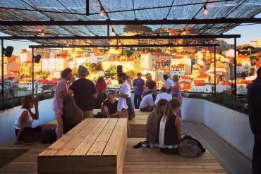 topo martim moniz rooftop bar lisbon