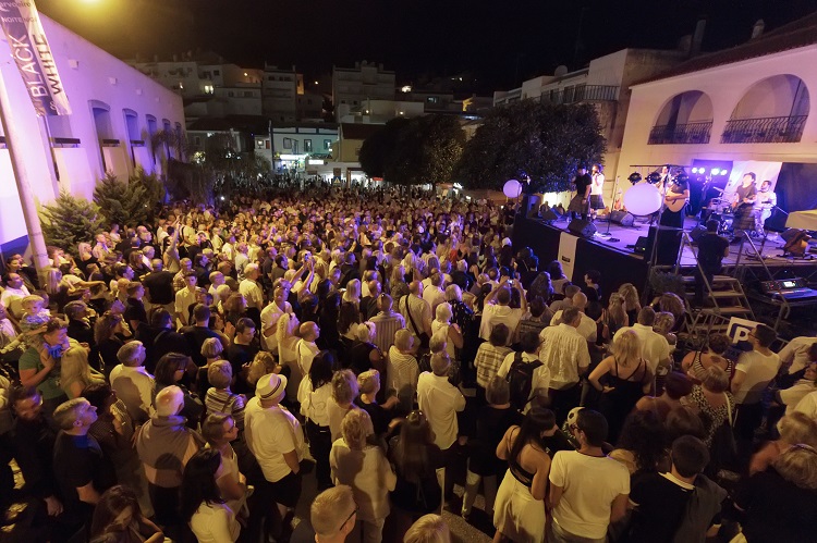 Carvoeiro Black & White Night Party Algarve Portugal