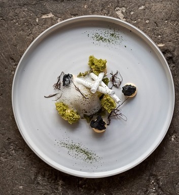 alma henrique sa pessoa lisbon lisboa