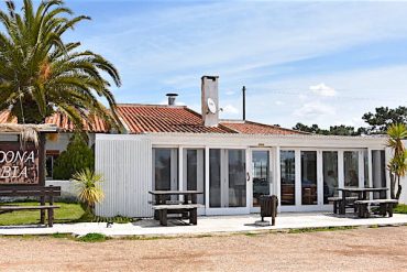 restaurante dona bia comporta