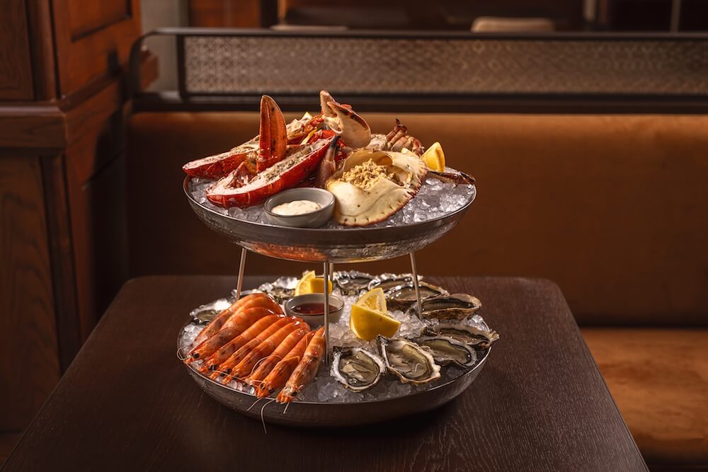 raw seafood tower lisbon