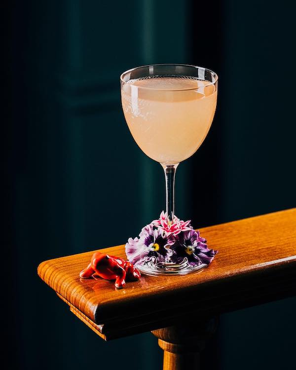 red frog speakeasy lisbon