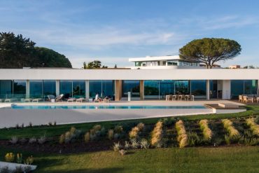 luxury villa rentals algarve