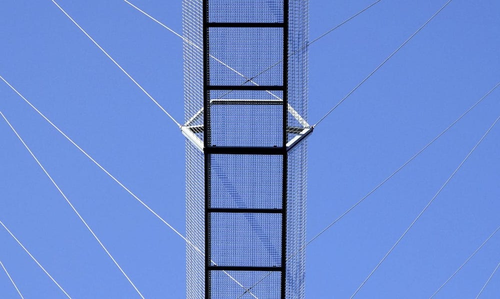 largest suspension bridge