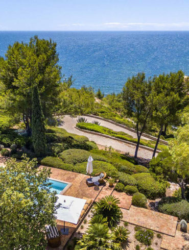 carvoeiro oceanfront villa rental