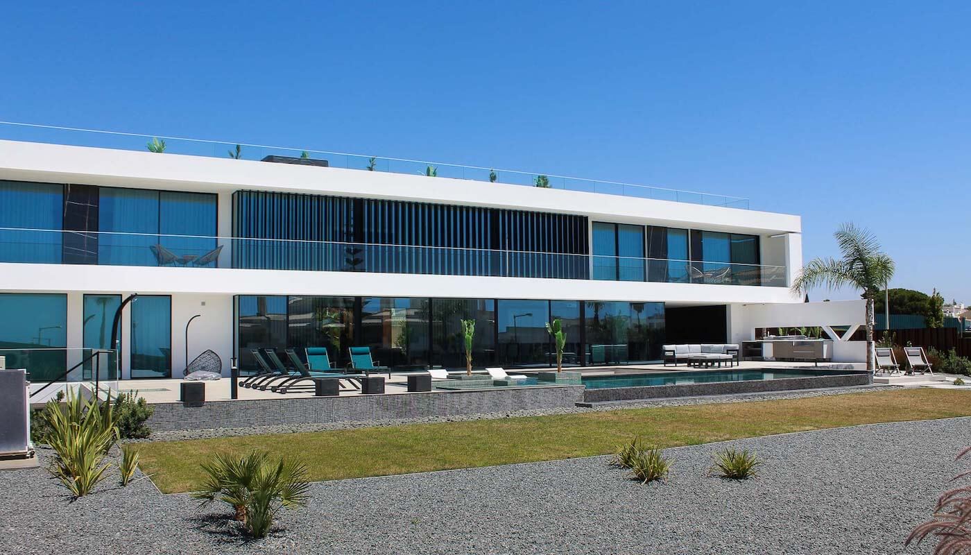 Algarve Contemporary Villa Porches Rent