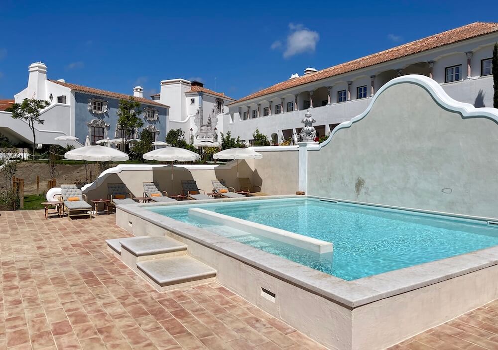 vermelho melides pool