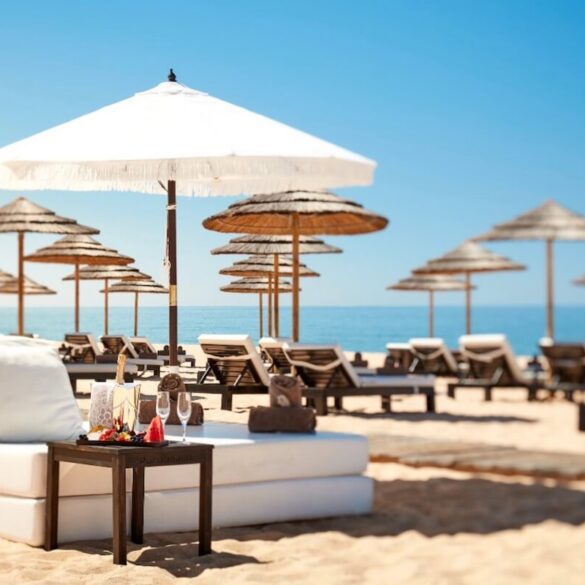 algarve beach clubs