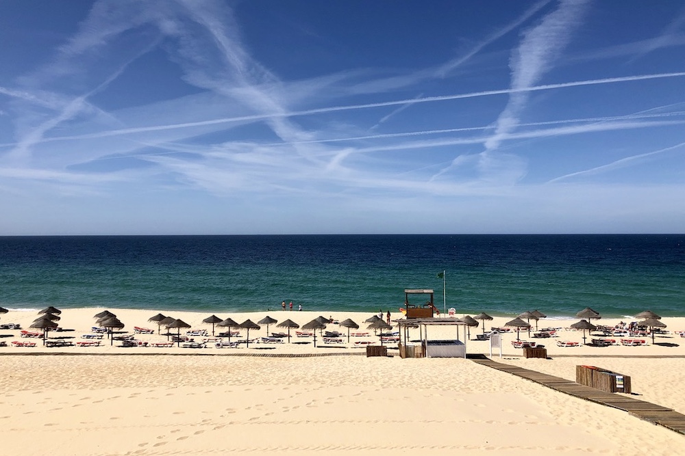 visit comporta beach