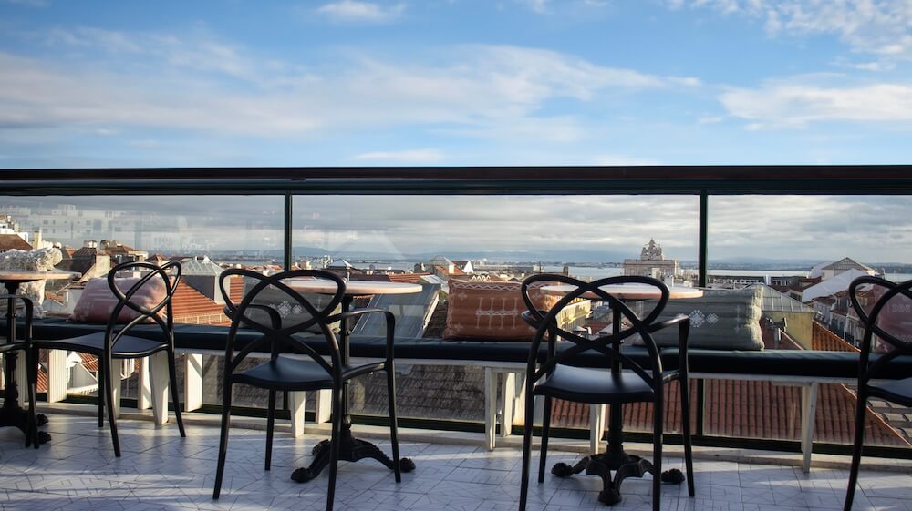 ruby rosa rooftop bar lisbon