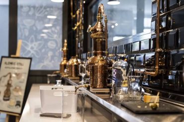 scoundrels distilling porto