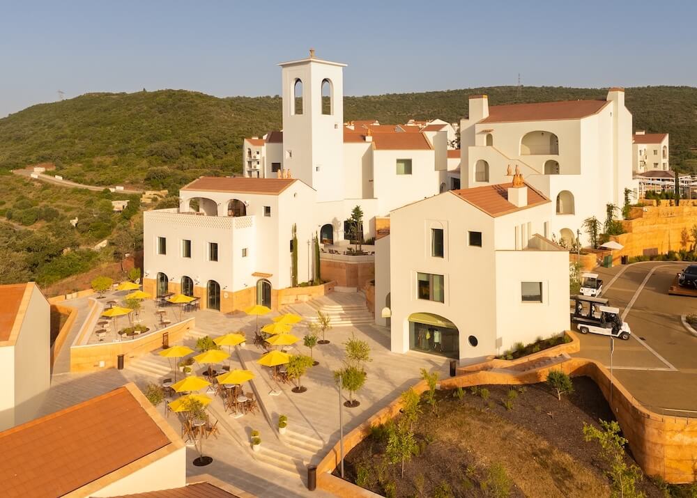 cafe central viceroy ombria